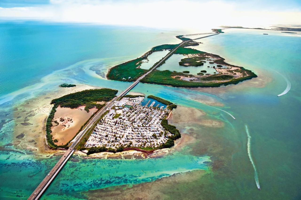 Fiesta Key Rv Resort Waterfront Cottage 36 Layton Eksteriør bilde